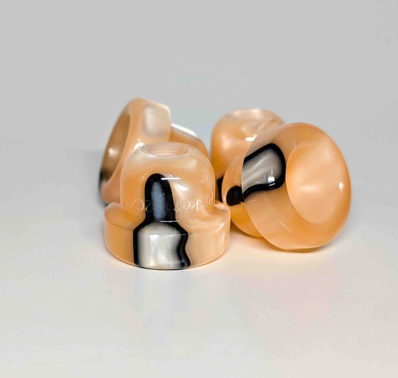 (image for) Acrylic Trumpet Top: 2C/27 Mosaic